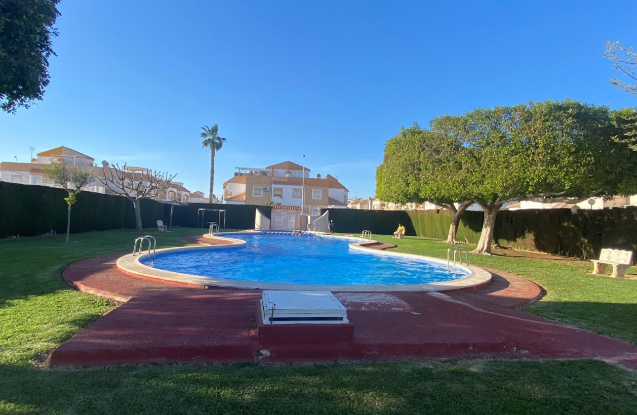 Resale - Apartment / flat - Torrevieja - El limonar