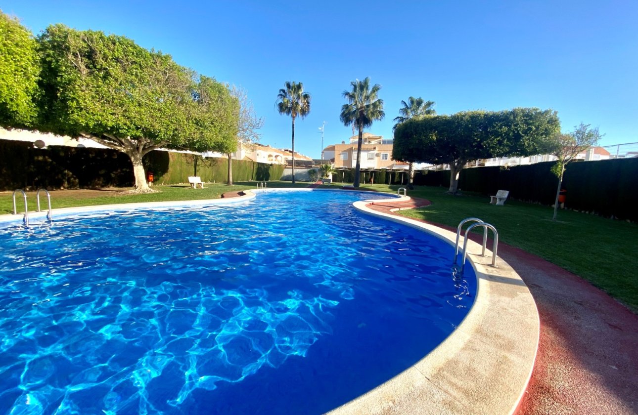 Resale - Apartment / flat - Torrevieja - El limonar