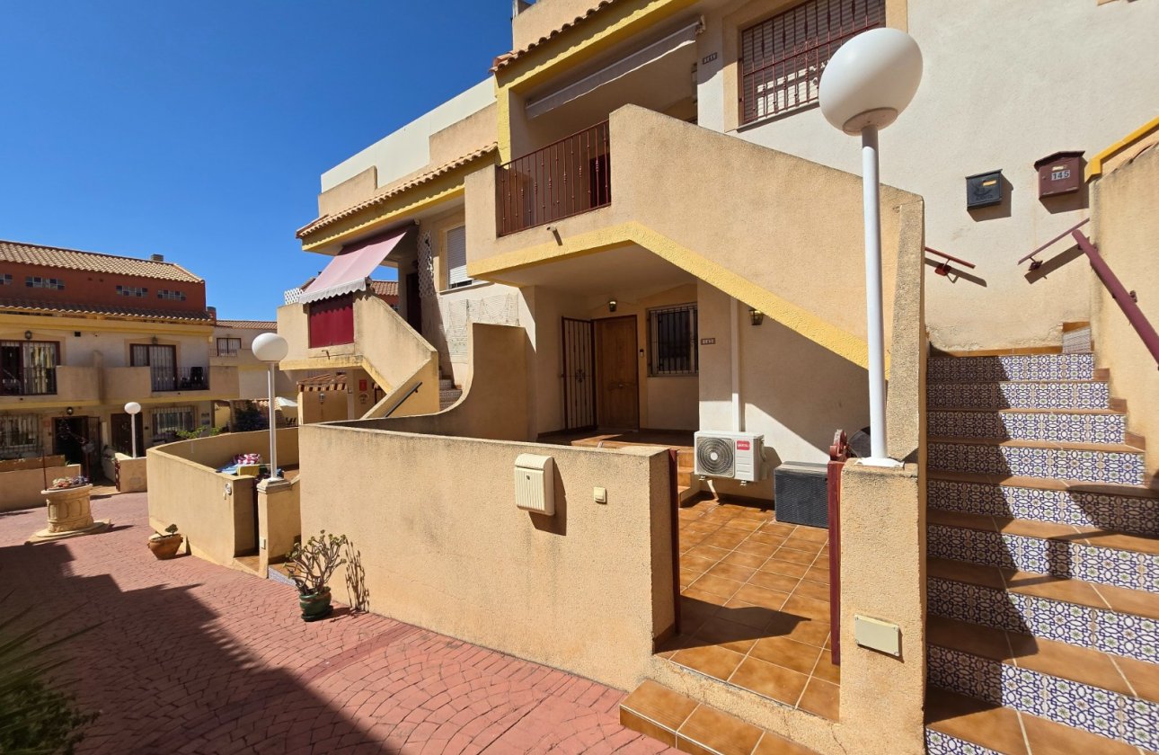 Resale - Apartment / flat - Orihuela Costa - La Zenia