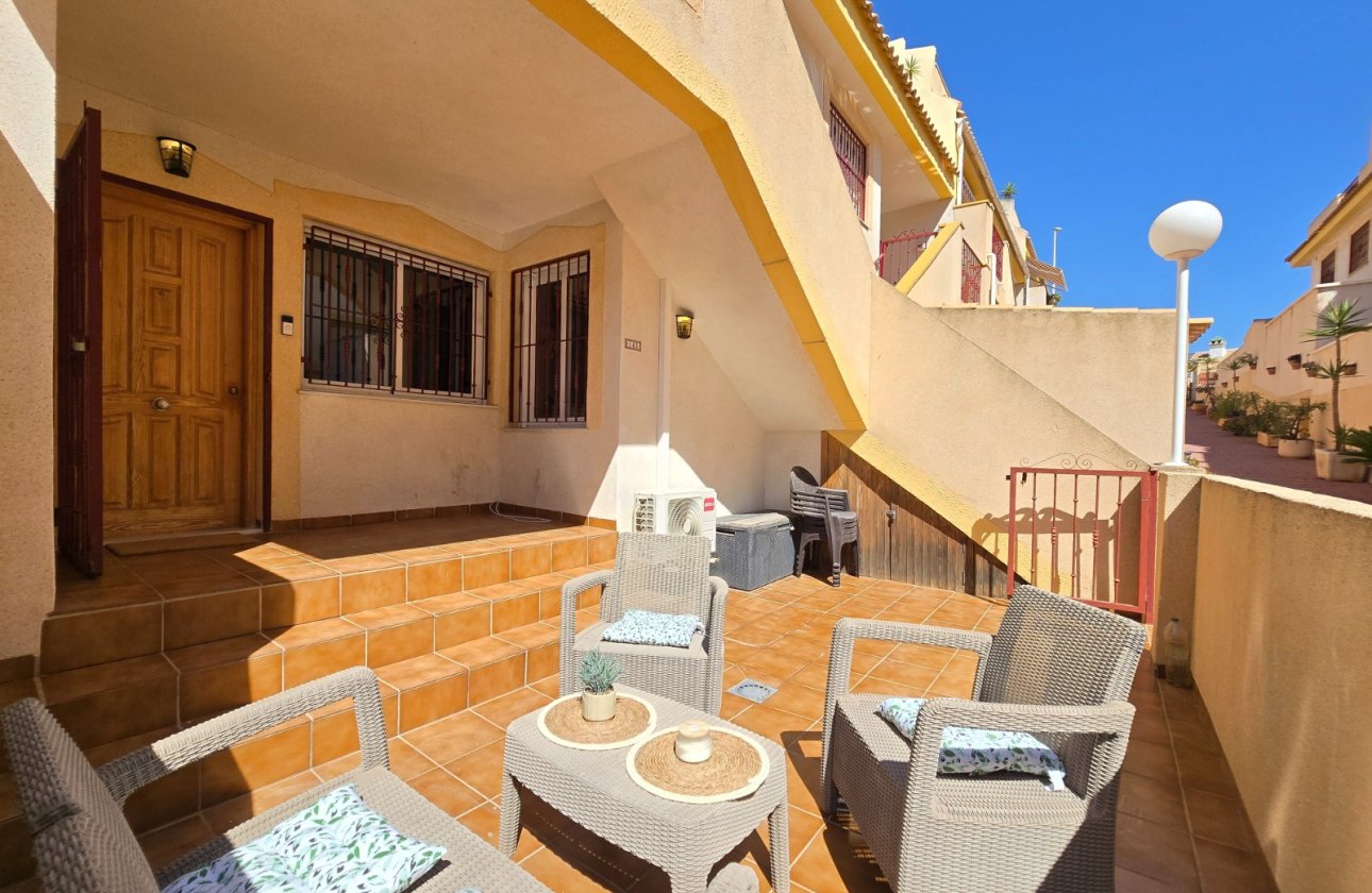 Resale - Apartment / flat - Orihuela Costa - La Zenia
