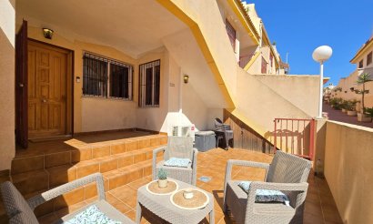 Resale - Apartment / flat - Orihuela Costa - La Zenia