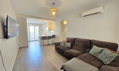 Resale - Apartment / flat - Orihuela Costa - La Zenia