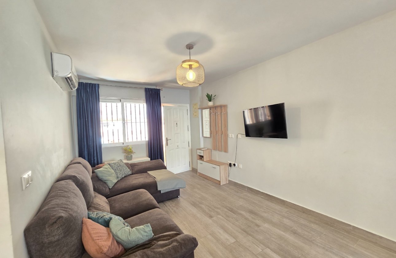 Resale - Apartment / flat - Orihuela Costa - La Zenia