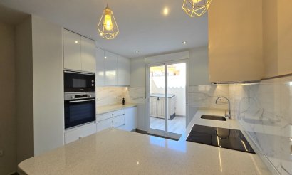 Resale - Apartment / flat - Orihuela Costa - La Zenia