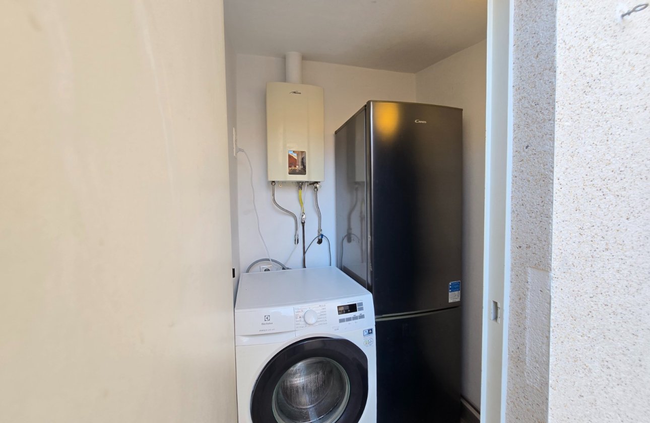 Resale - Apartment / flat - Orihuela Costa - La Zenia