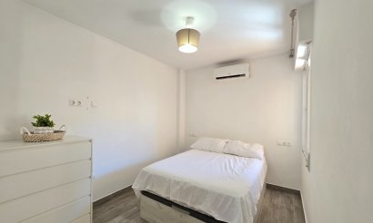 Resale - Apartment / flat - Orihuela Costa - La Zenia