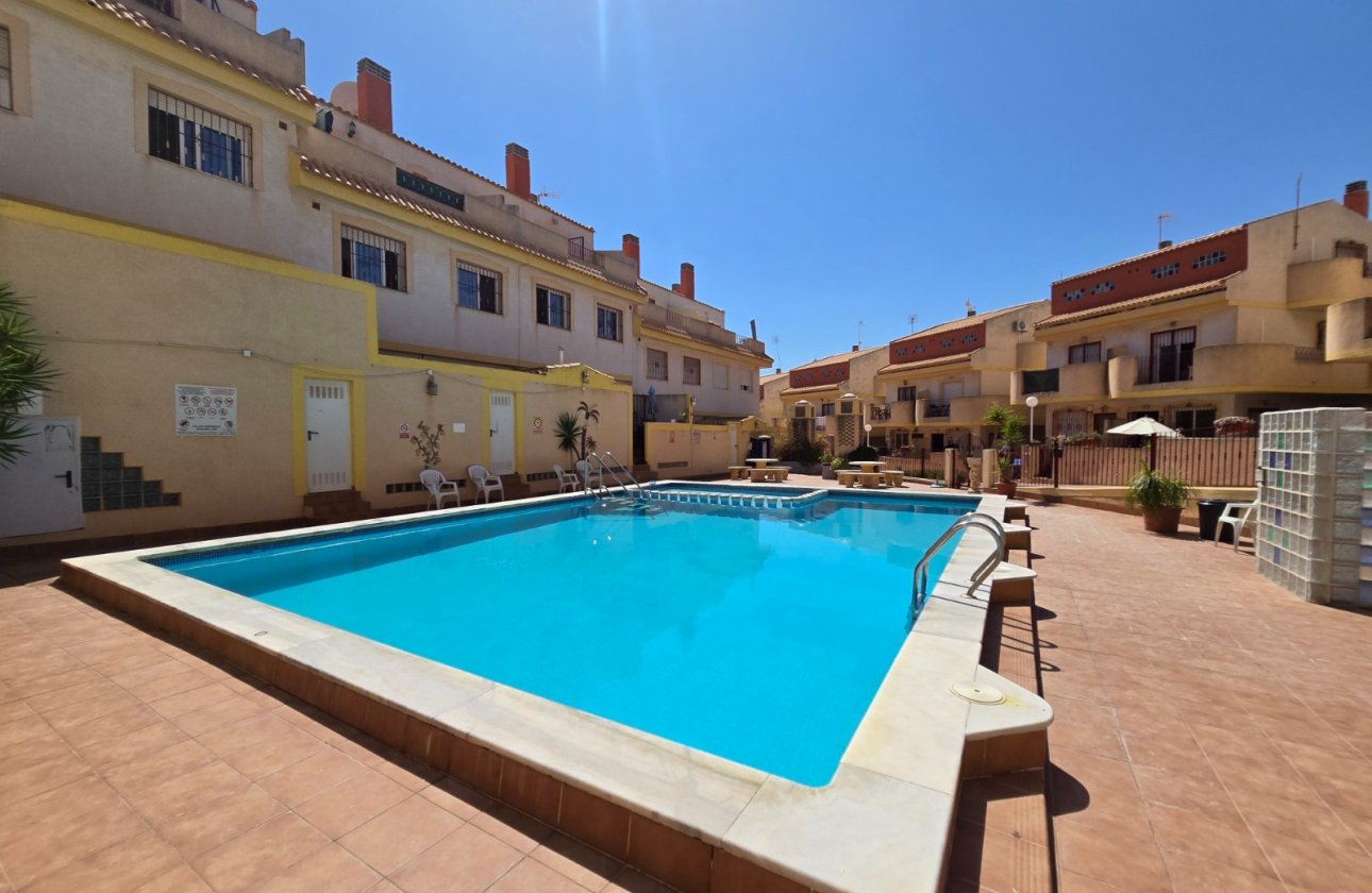 Resale - Apartment / flat - Orihuela Costa - La Zenia