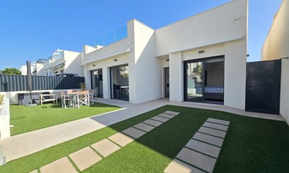 Resale - Villa - Pilar de la Horadada - Lo Romero Golf