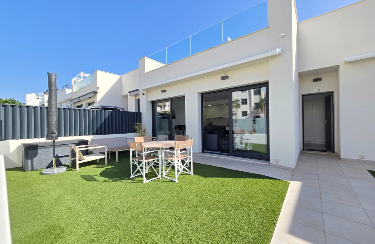 Resale - Villa - Pilar de la Horadada - Lo Romero Golf