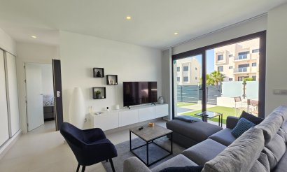 Resale - Villa - Pilar de la Horadada - Lo Romero Golf