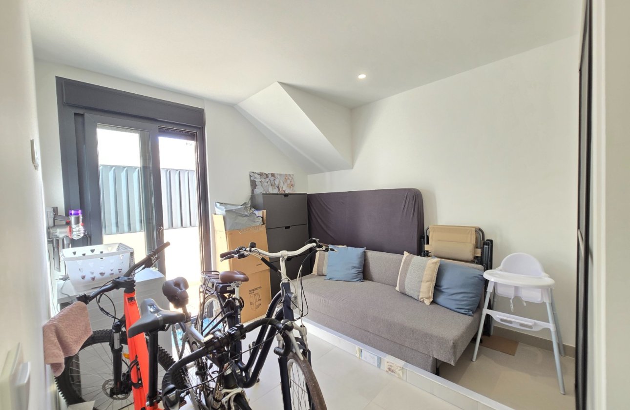 Resale - Villa - Pilar de la Horadada - Lo Romero Golf