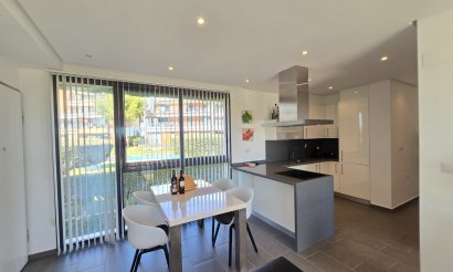 Resale - Apartment / flat - Orihuela Costa - Los Dolses