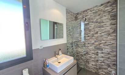 Resale - Apartment / flat - Orihuela Costa - Los Dolses