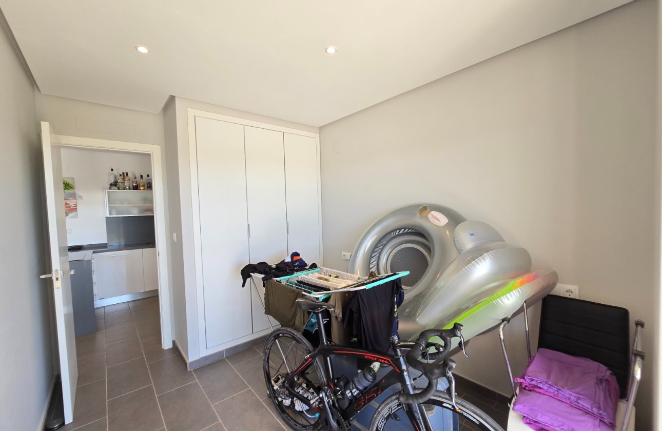 Resale - Apartment / flat - Orihuela Costa - Los Dolses