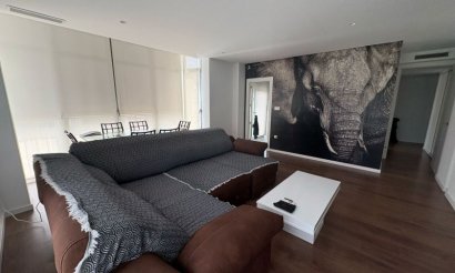 Resale - Apartment / flat - Elche