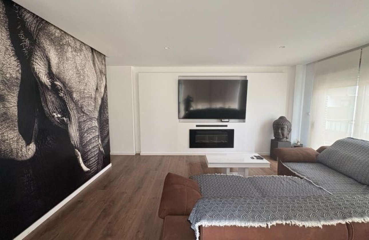 Resale - Apartment / flat - Elche