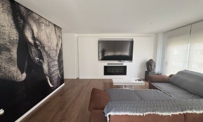 Resale - Apartment / flat - Elche