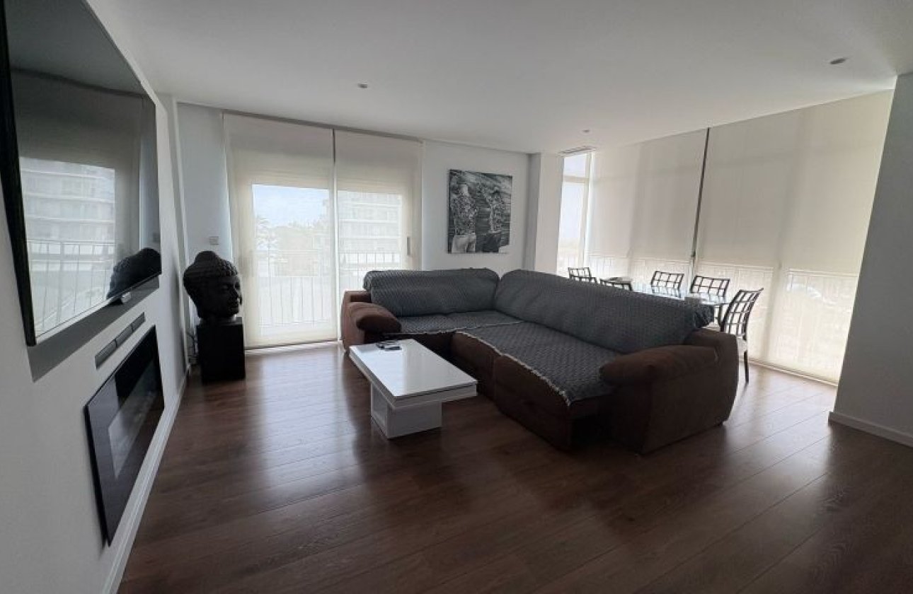 Resale - Apartment / flat - Elche