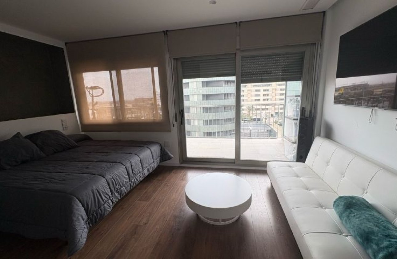 Resale - Apartment / flat - Elche