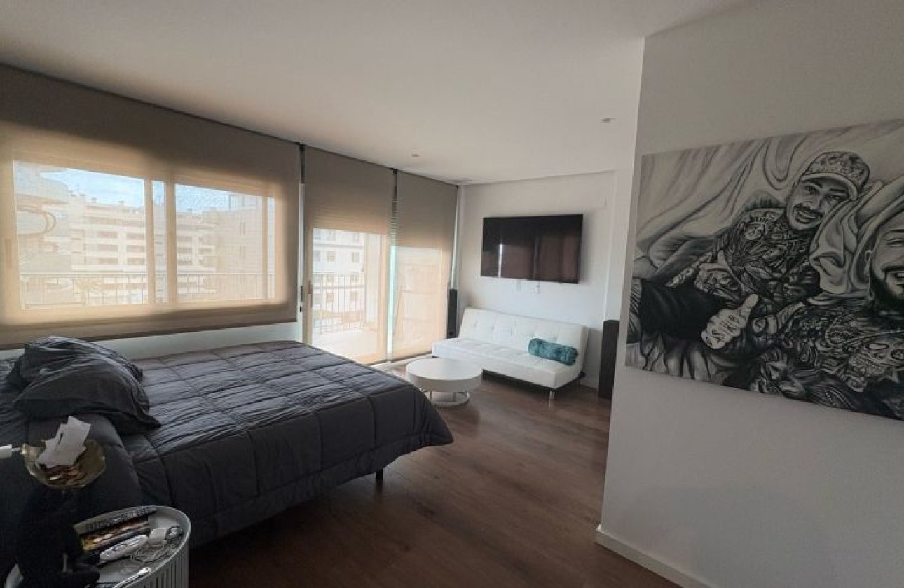 Resale - Apartment / flat - Elche