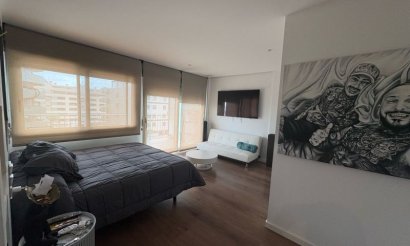 Resale - Apartment / flat - Elche