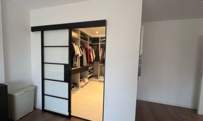 Resale - Apartment / flat - Elche