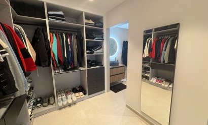 Resale - Apartment / flat - Elche