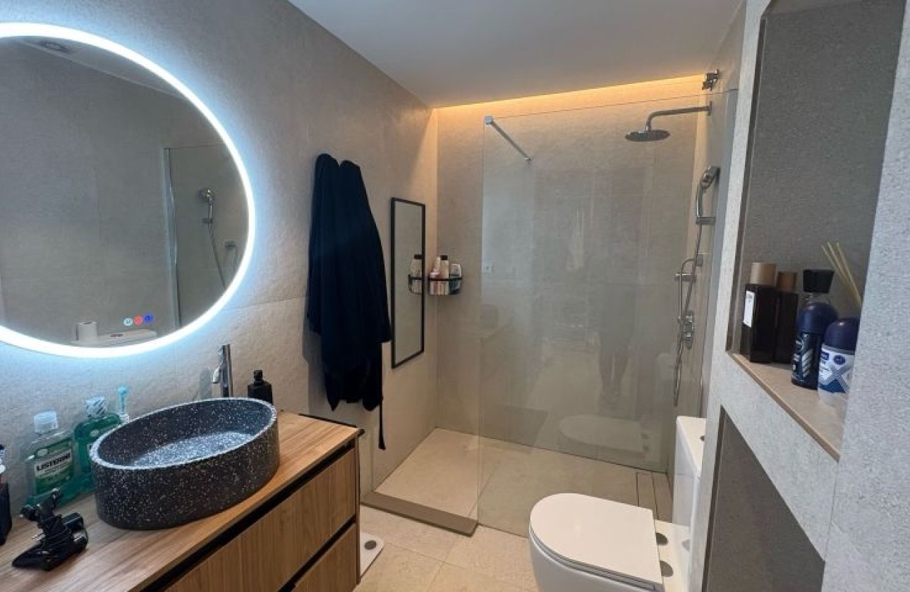 Resale - Apartment / flat - Elche