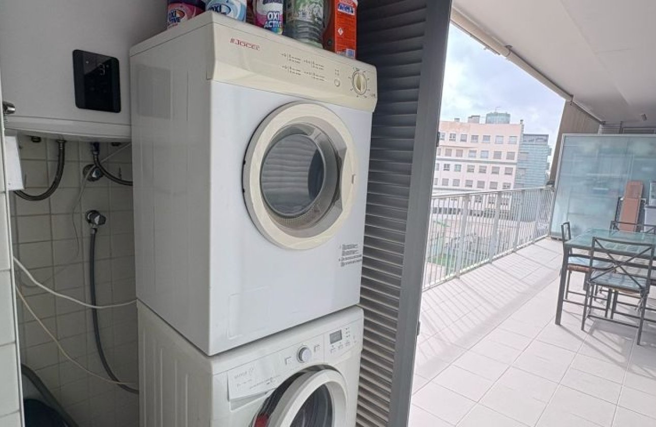 Resale - Apartment / flat - Elche