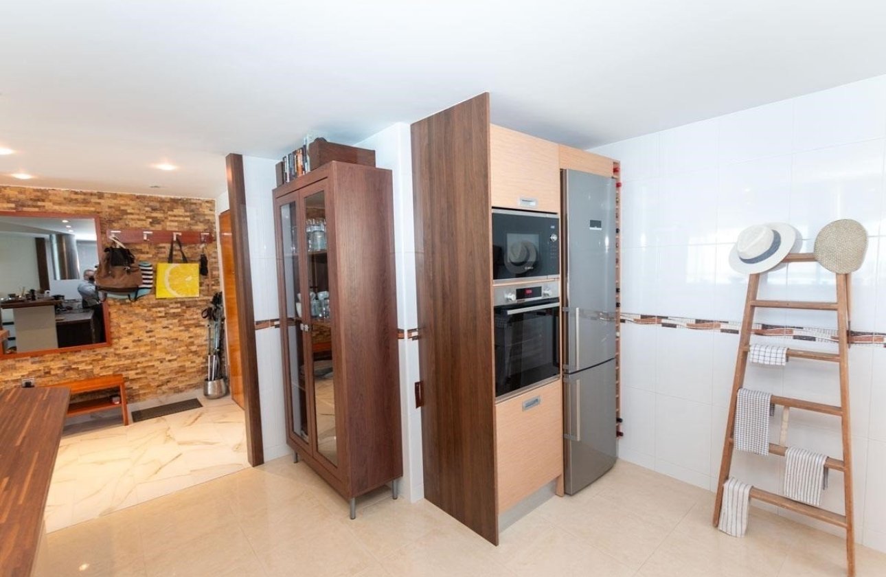 Resale - Apartment / flat - Torrevieja - Playa Del Cura