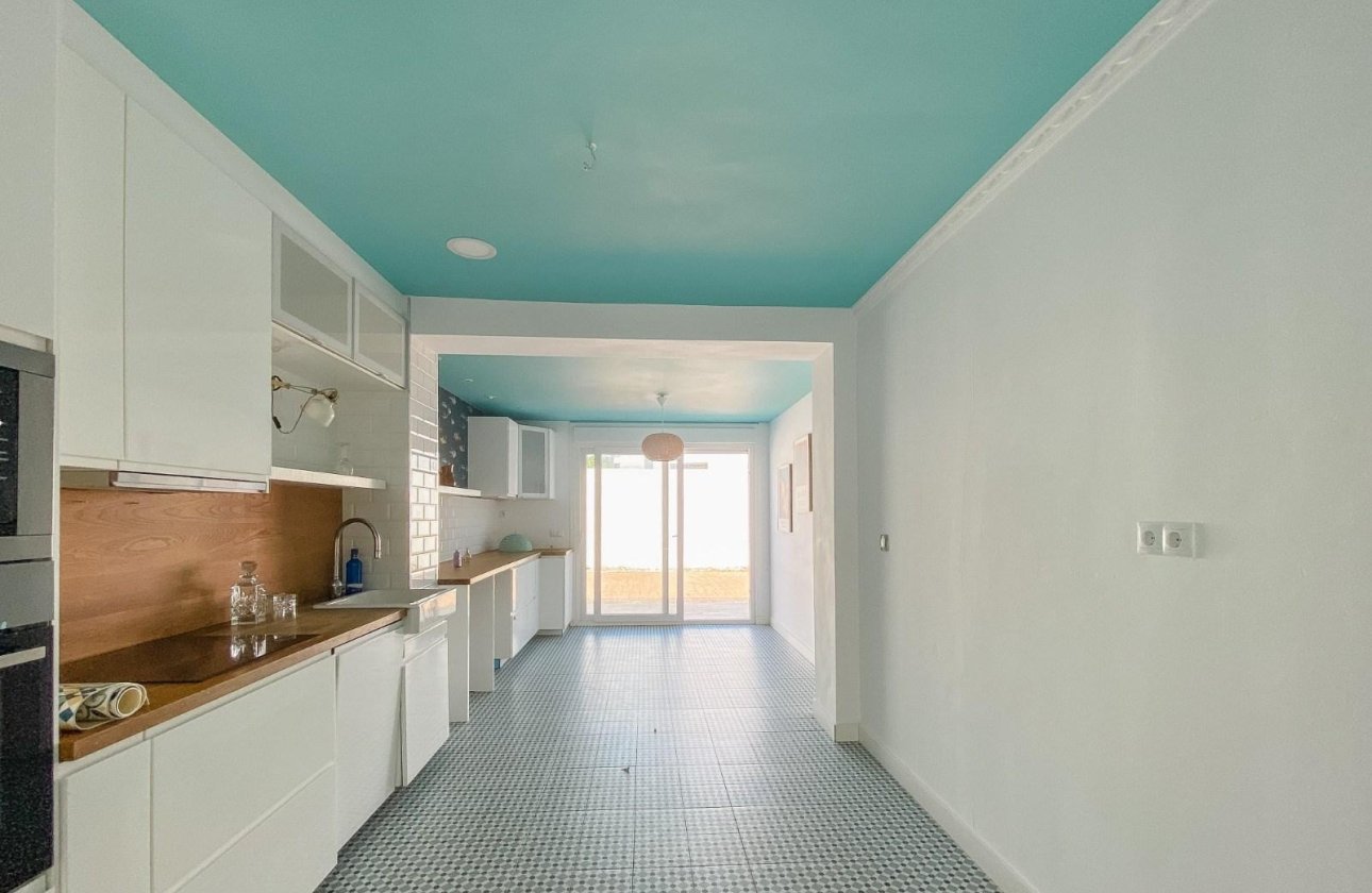 Resale - Villa - Torrevieja - Aguas Nuevas