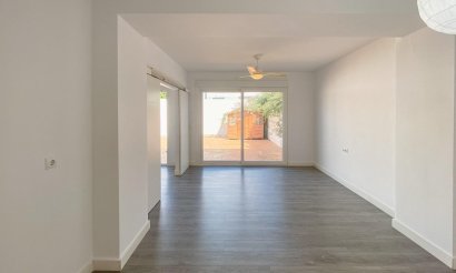 Resale - Villa - Torrevieja - Aguas Nuevas