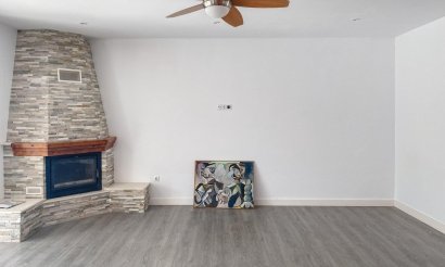 Resale - Villa - Torrevieja - Aguas Nuevas