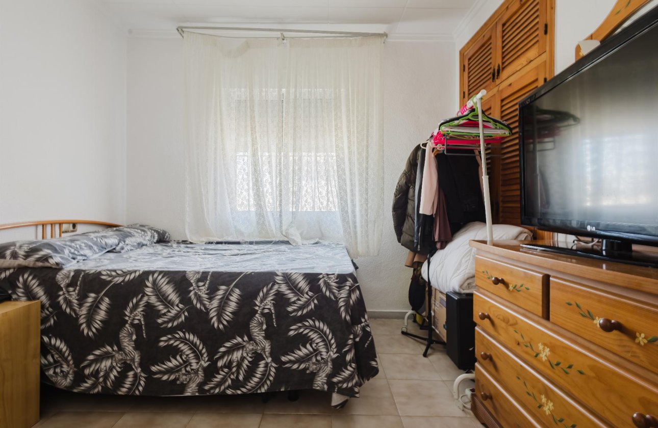 Resale - Villa - Torrevieja - La Siesta