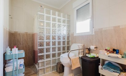 Resale - Villa - Torrevieja - La Siesta