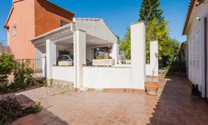 Resale - Villa - Torrevieja - La Siesta