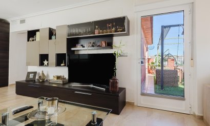 Resale - Villa - Torrevieja - La Siesta