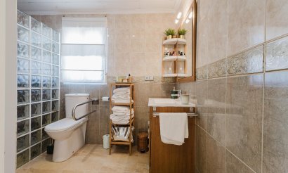 Resale - Villa - Torrevieja - La Siesta