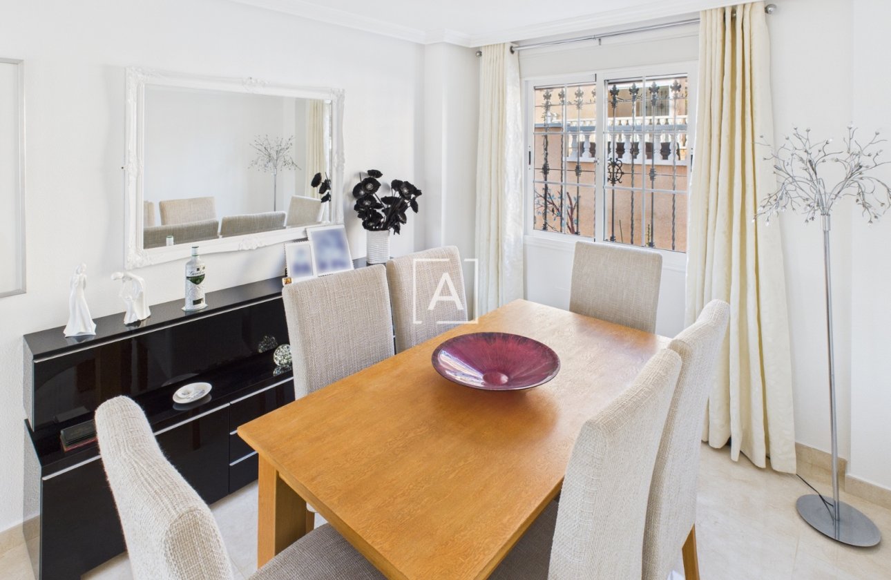 Reventa - Villa - Pinar de Campoverde