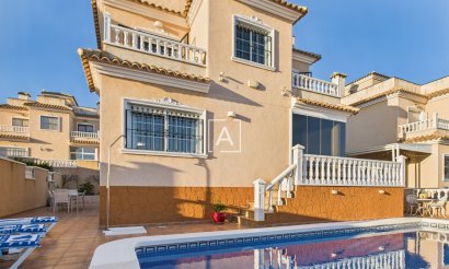 Reventa - Villa - Pinar de Campoverde