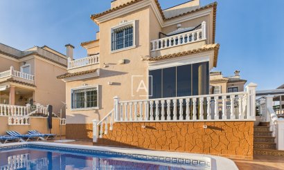 Reventa - Villa - Pinar de Campoverde