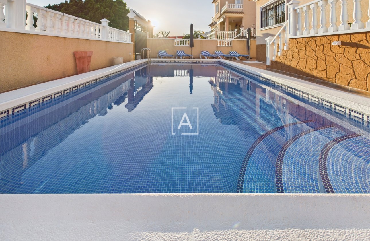 Reventa - Villa - Pinar de Campoverde