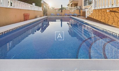 Reventa - Villa - Pinar de Campoverde