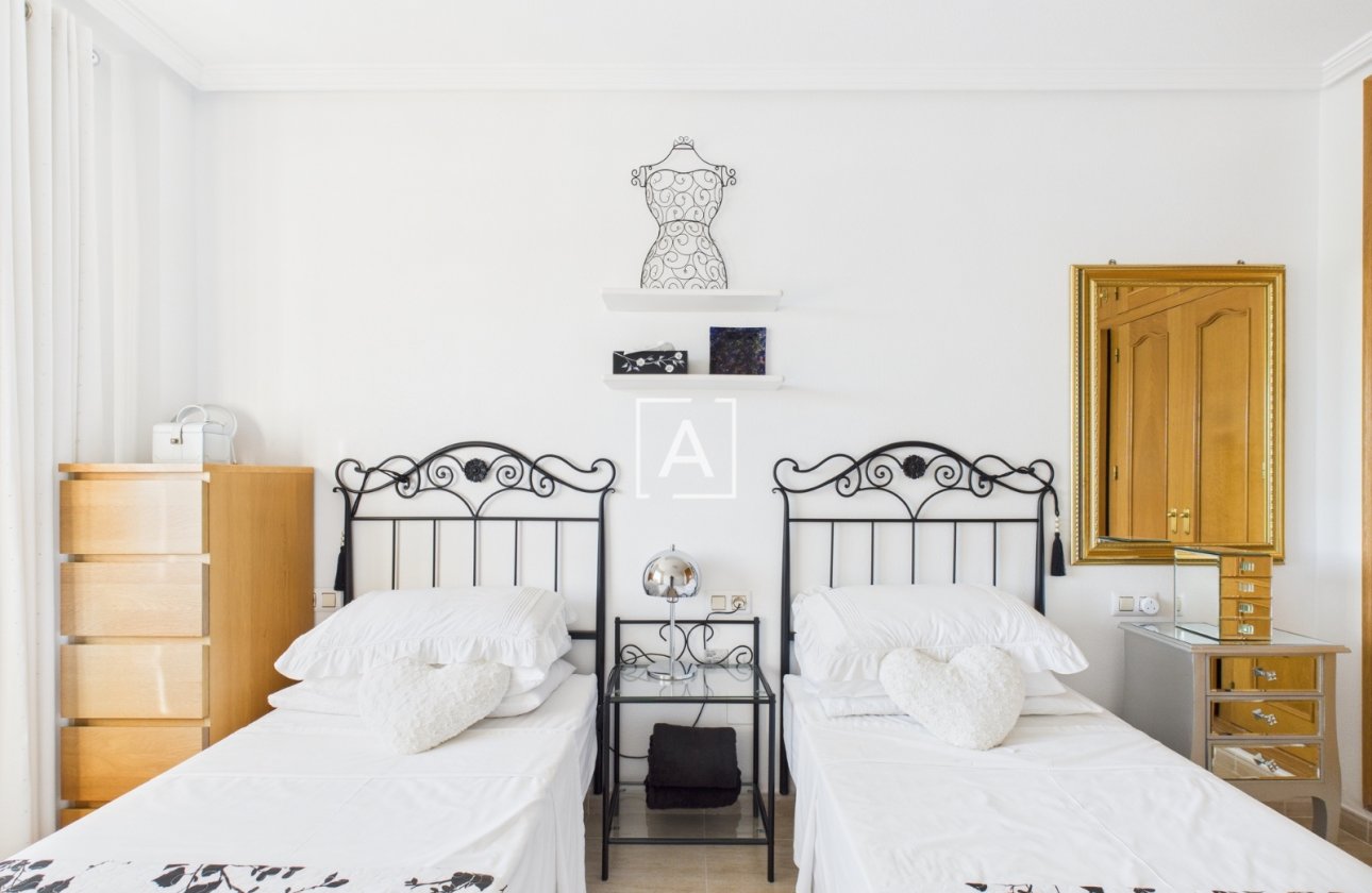 Reventa - Villa - Pinar de Campoverde