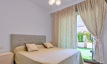 Resale - Villa - Pilar de la Horadada - Pueblo Latino