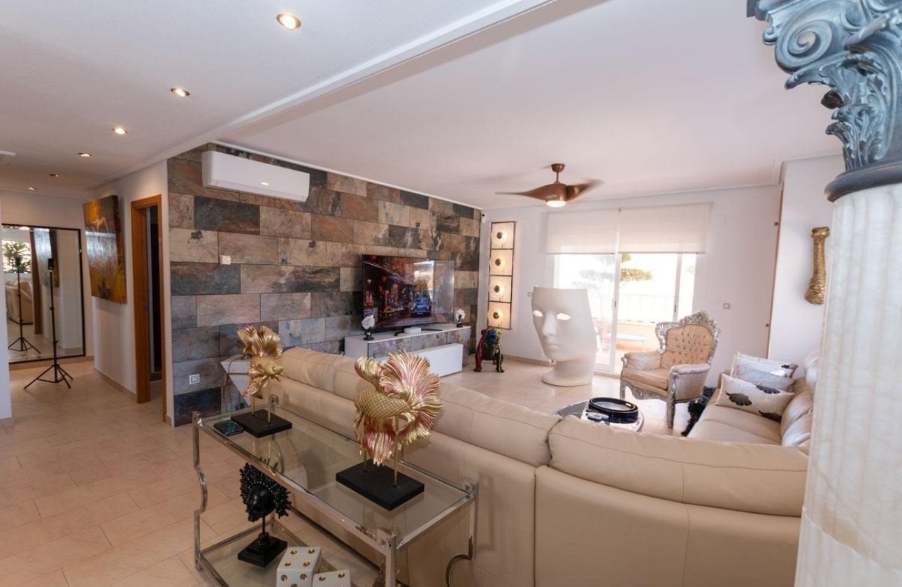 Resale - Apartment / flat - Orihuela Costa - Los Dolses