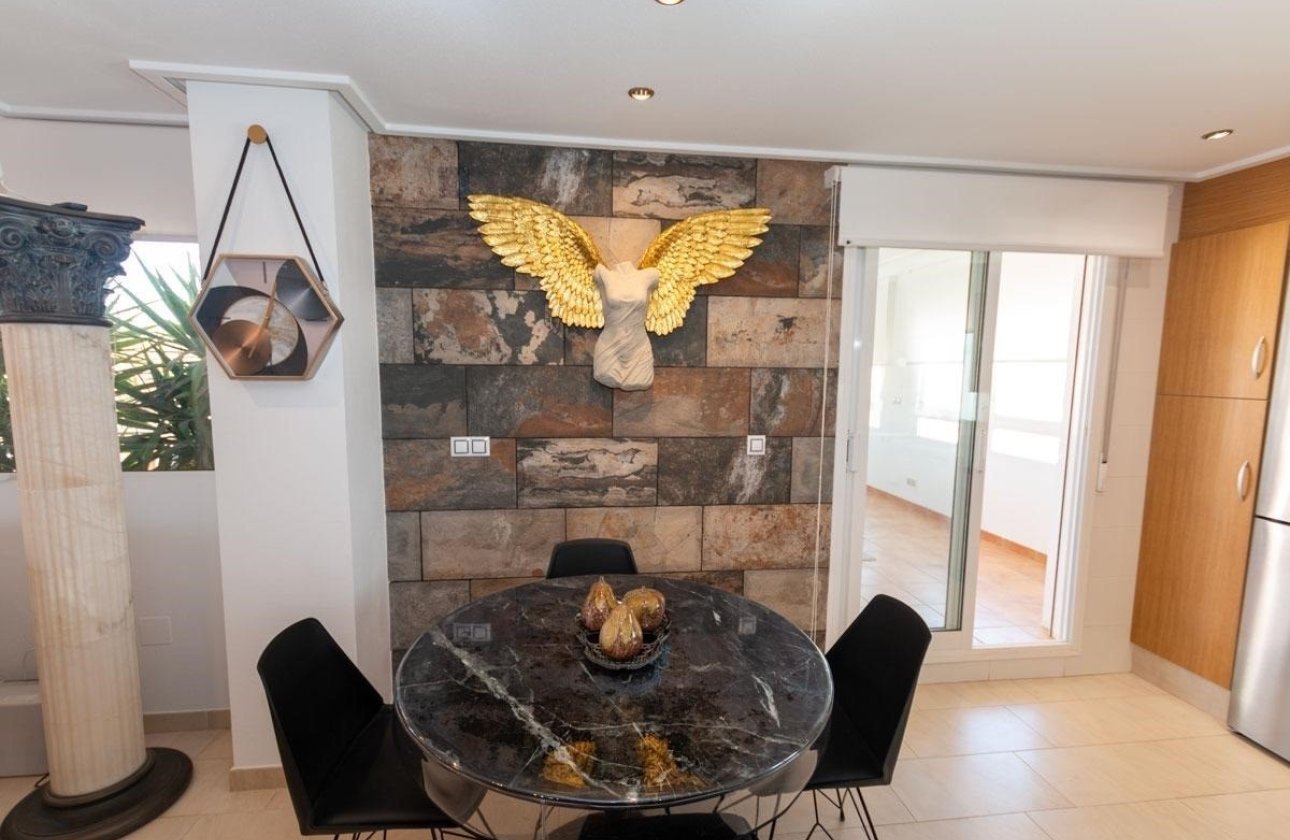 Resale - Apartment / flat - Orihuela Costa - Los Dolses