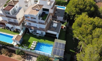 Resale - Villa - Orihuela Costa