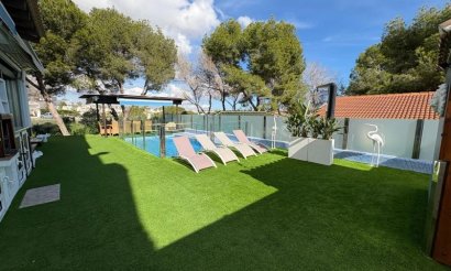 Resale - Villa - Orihuela Costa