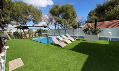 Resale - Villa - Orihuela Costa